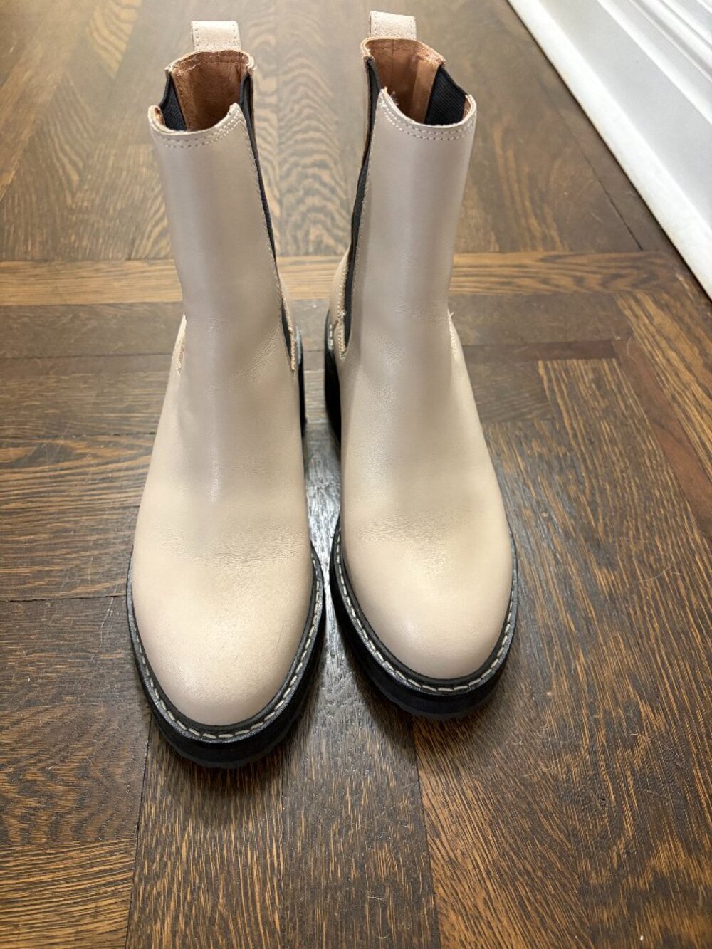 Madewell Carina Platform Chelsea Boot Size 6 Color Harvest Moon